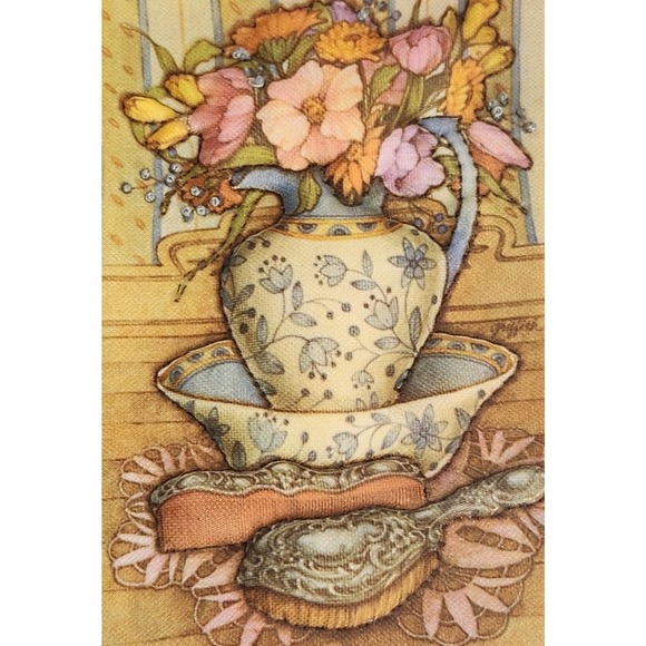 Vtg. 1983 Floral Feminine Cloth‎ Needle Stitched 3D 5x7 Art - Picture 2 of 11